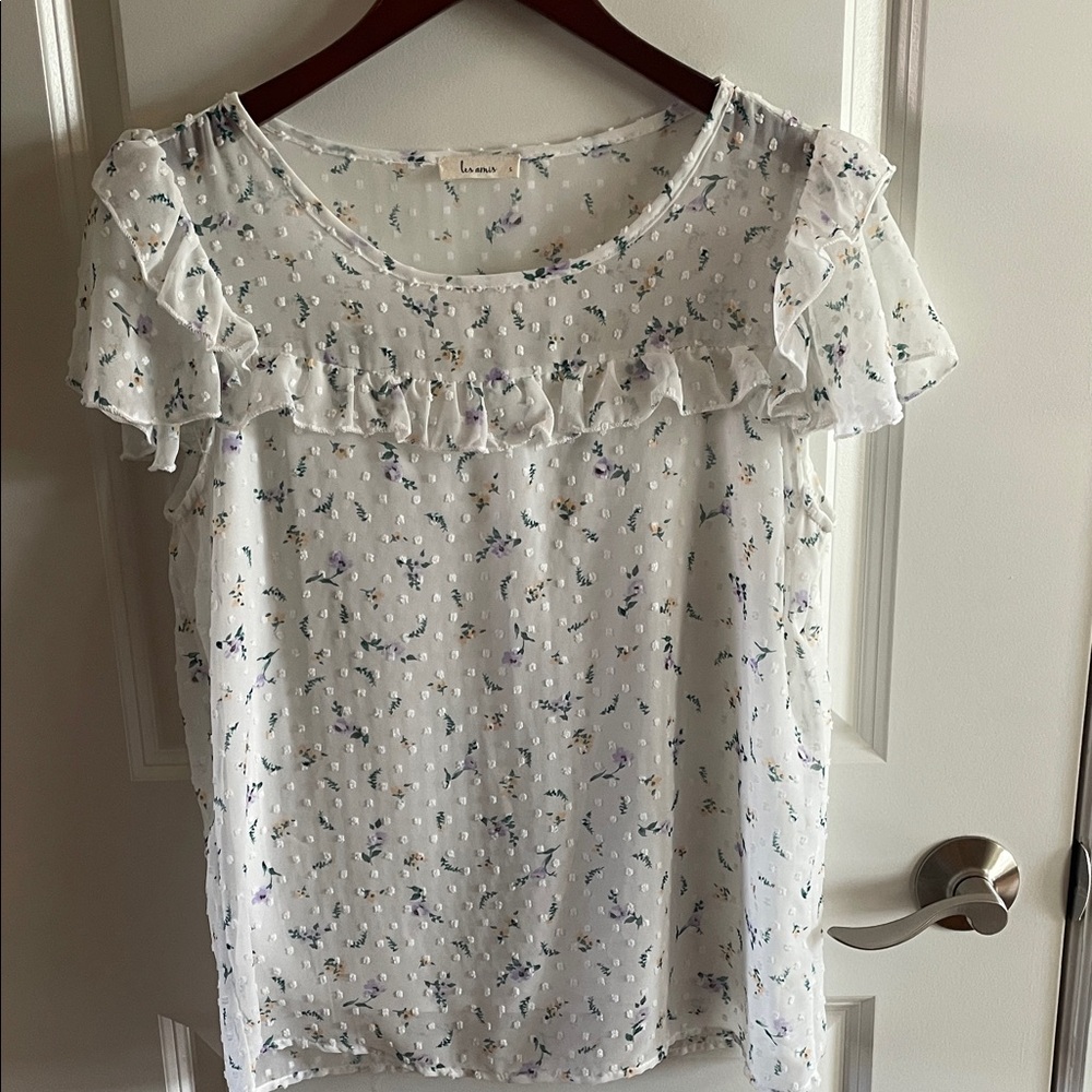 Lightweight Ruffle Floral Blouse